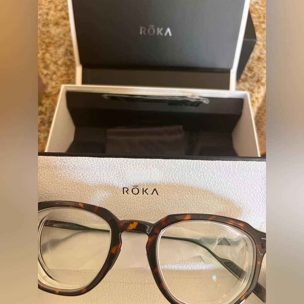 NWT Rōka Evan’s Frames - tortoiseshell (colorway no longer offered)